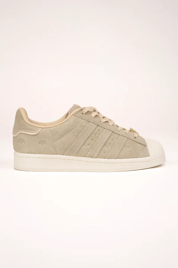 adidas Superstar Authentic Style