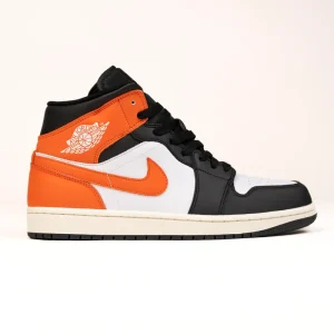 Nike Air Jordan 1 Mid Black Toe Starfish